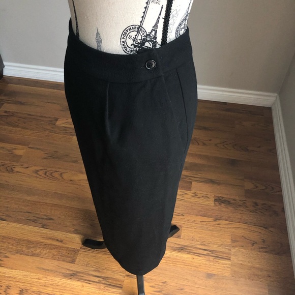 Vintage Anne Klein 100% Wool pencil skirt w/Slit - Picture 2 of 7